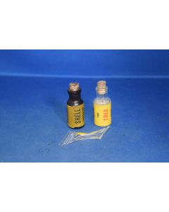 Trix 2 Shell Oil [1 full] / Tri-ang Smoke Oil  [Full]