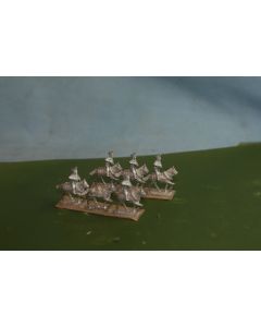 War Games 15mm Nepolionic Mounted Cavalry With Shako Hats (6 Pieces) #
