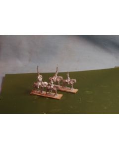 War Games 15mm Napolionic Mounted Cavalry Wearing High Plumed Hats (4 )