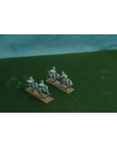 War Games 15mm Nepolionic Mounted Cavalry With Shako Hats (4 Pieces) ~