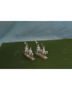 War Games 15mm Napolionic Mounted Cavalry Wearing High Plumed Hats (4 )<