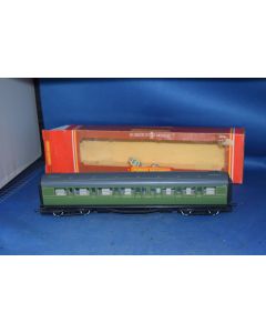 Hornby R441 SR Composite Coach 1384 Olive Green (Mint In Good Box)