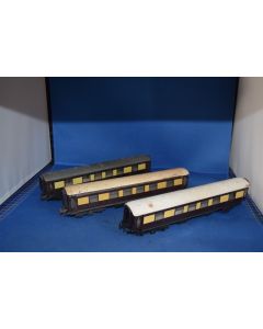 Trix TTR 598/9  'Twix Twin' Pullman Coaches [3]  (No Boxes)
