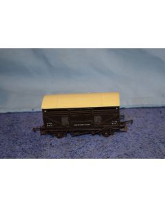 Tri-ang R106 12T Cattle/Sheep  Wagon 51915 Brown (No Box)
