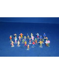 '00' Railway Standing Passengers  Figures [25] (Painted & Good Quality)1