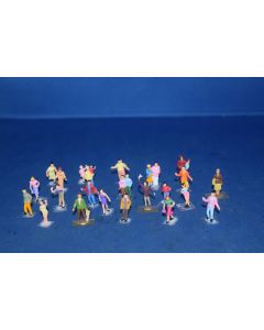 '00' Railway Standing Passengers  Figures [25] (Painted & Good Quality)2