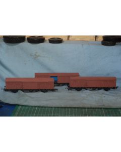 Hornby R738 BR VIX Ferry Wagons [3] (Resprayed Bauxite  No Boxes)