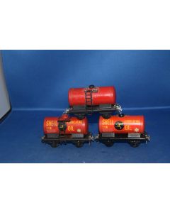 Trix 643  Pre-war 'Shell Oil ' [2] + 1 Plain Red (No Boxes)