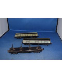 Trix 676 , 671 Bogie High Capacity [2] & Bogie Bolster Wagons (No Boxes,3  In Total)