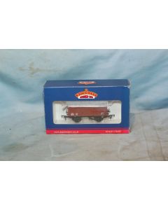Bachmann 38-381 '00' 12T Ventilated Van ( New In Box )