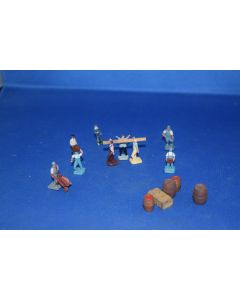 '00' Workmen [9] Metal Figures + Barrels Etc.