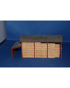 Hornby Skaledale R8573 Dutch Hay Barn (No Box)