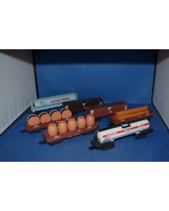 'H0' [Aprox] USA Freight & Tanker Cars [7] NEM Couplings Fitted