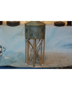 '0' Gauge Circular Water Tower (US Stye Kit Built )