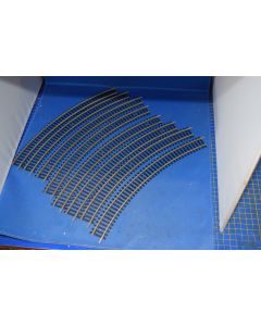 Hornby R605 1st Radius Double Curves  [8] Nickle Silver (Used But Good Condition)