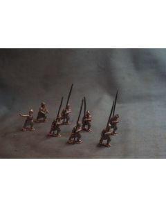 War Games 28mm Middle Eastern Pikemen & officer (8) 