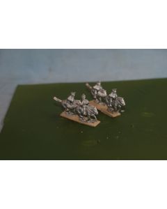 War Games 15mm Nepolionic Mounted Cavalry With Shako Hats (4 Pieces) 