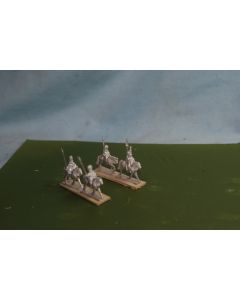 War Games 15mm Nepolionic Mounted Cavalry With Cossack Hats (4 Pieces) *