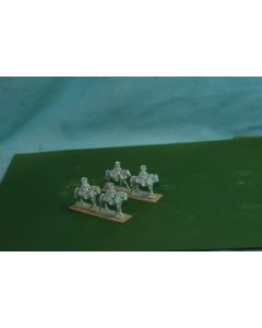 War Games 15mm Nepolionic Mounted Cavalry With Shako Hats (4 Pieces) "